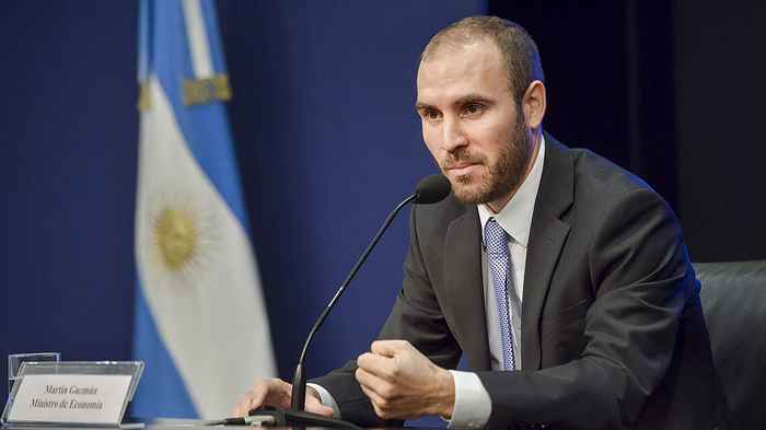 Argentina gravará patrimonios más altos por Covid-19; propone restructuración de deuda